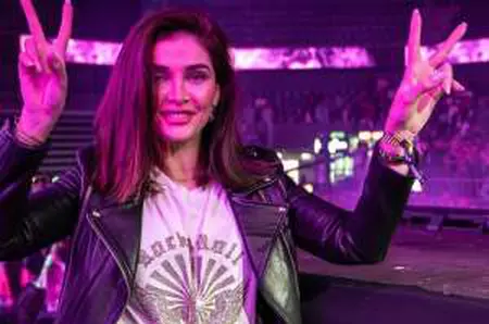 Cum arată piciorul Alinei Pușcaș după ce a fost injectată cu peste 20 de ace: ”Voi face vânătăi”