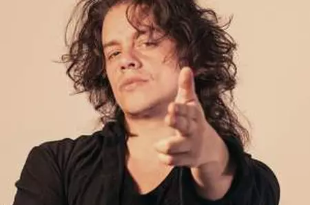 Prima reacție a lui Iustin Petrescu după ce a câștigat procesul cu Marilu Dobrescu. Influencerița, obligată să șteargă clipurile defăimătoare la adresa fostului iubit