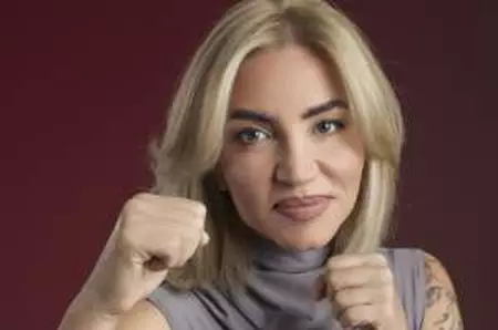 Larisa Uță a făcut primele declarații după ce a ieșit din operație. Cum se simte fosta concurentă de la Survivor