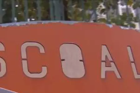 Un copil de 12 ani din Iași a ajuns la spital, după ce a fost lovit de un profesor în timpul orei. De la ce ar fi pornit totul