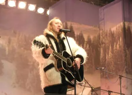 stefan-hrusca-cant-doar-colinde-rugaciune-video