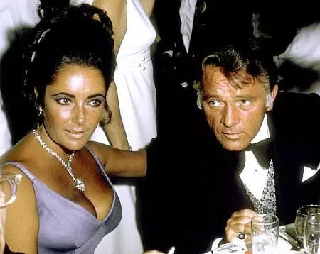 Elizabeth Taylor si Richard Burton