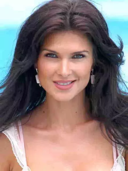 mv5bmjy5oti5mjq4nl5bml5banbnxkftztcwmzqwodyzmq@@._v1_-1