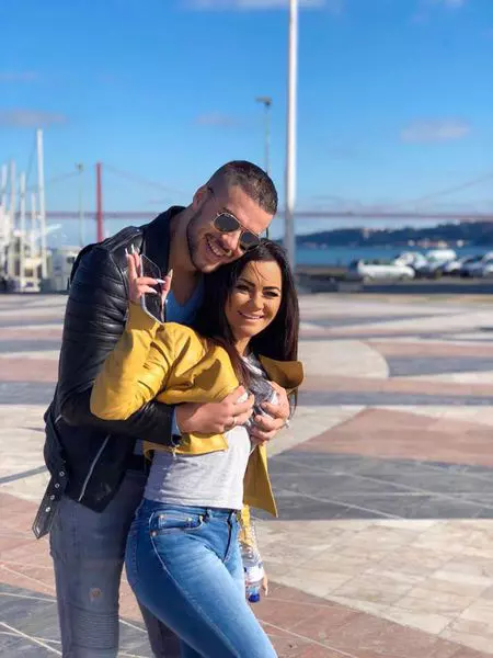 culita-sterp-si-carmen-de-la-salciua-imagini-sexy