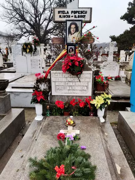 mormant-stela-popescu-2