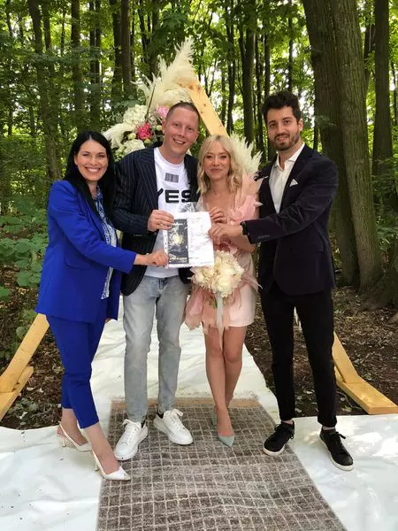 Casatorit Bubu si Elena