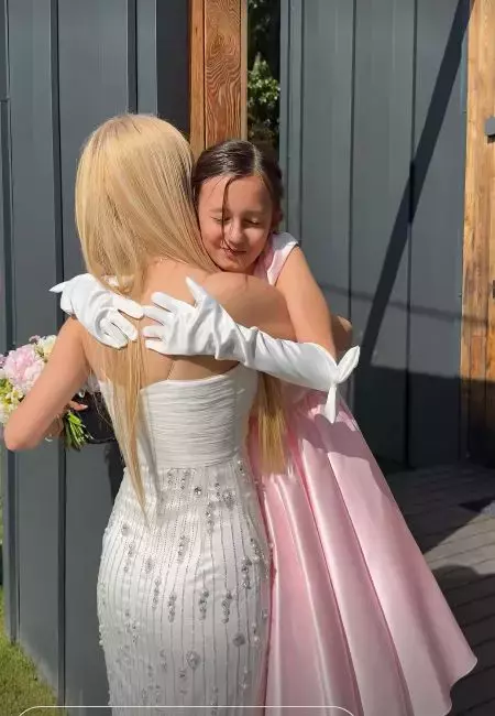 andreea-balan-cu-ella-2