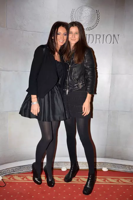 Geanina Ilies - rochie Manoush, sacou D&G, botine Christian Louboutin