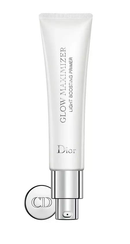 Baza iluminatoare pentru machiaj Dior Glow Maximizer. Pret 187 lei