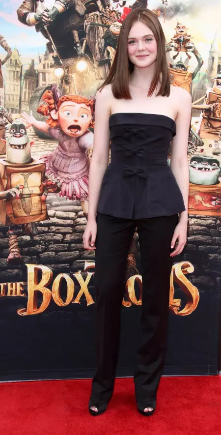 Elle Fanning – Tinuta Oscar de la Renta 