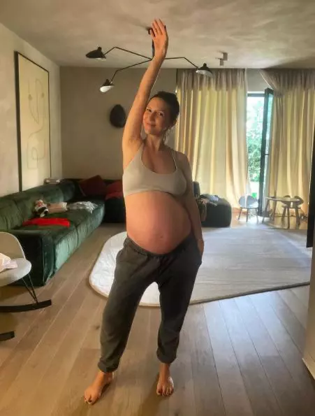 Adela-Popescu-insarcinata-a-treia-oara