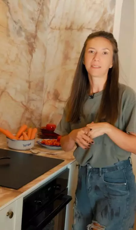 adela-popescu4