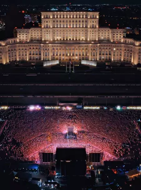 foto-casa-poporului-concert.jpg