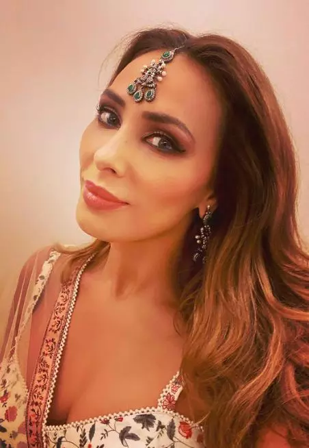 iulia-vantur-4