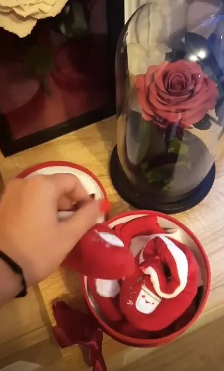 Alexandra-de-la-Insula-iubirii-este-însărcinată