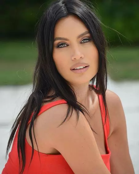 Alina Puscau summer