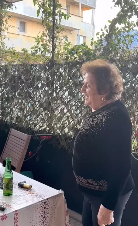 mama nadiei comaneci