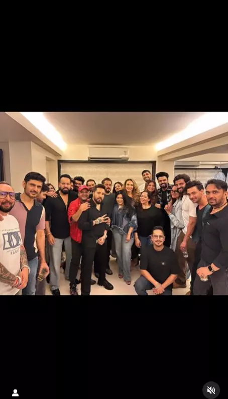 Iulia Vântur, alături de Salman Khan de ziua ei  (2)