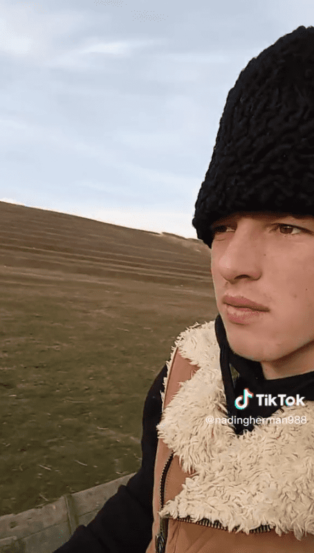 cine-este-nadin-gherman-noua-senzatie-tik-tok-ishcg