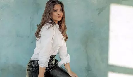 De ce face Elena Chiriac, fosta concurentă de la Survivor, naveta Anglia-România de la 16 ani? "Visul meu a devenit realitate!"