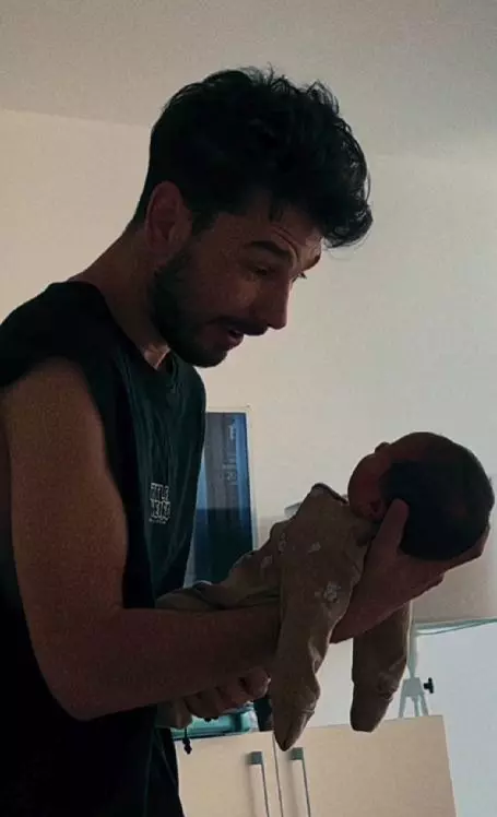 Theo Rose, noi imagini emoționante cu fiul său. Ce a făcut Anghel Damian prima dată când l-a văzut pe Sasha