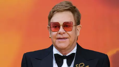 10 vedete care și-au dat în judecată managerii