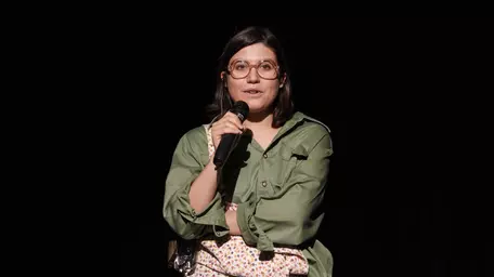 Regizoarea Irisz Kovacs experimentează continuu în teatru: "Nu merită pentru un chicot al unui spectator să atingi demnitatea unor grupuri"