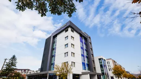 Noua artă a ospitalității: de ce oamenii caută astăzi experiențe, nu camere de hotel 