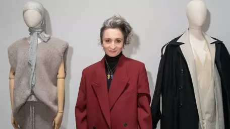 Veronica Leoni încheie capitolul Calvin Klein Collection după patru sezoane