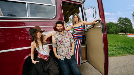 Ce porți la Untold? Inspiră-te din colecțiile capsulă Trendyol Collection, realizate în colaborare cu Theo Rose, Gina și Smiley