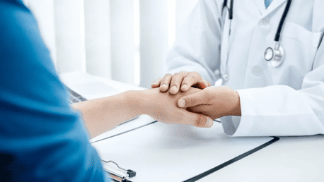 Dincolo de diagnosticul de cancer de sân: cum arată un tratament personalizat