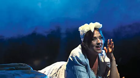 Teatrul Mic: Hotelul dintre lumi