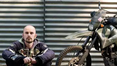 Ocolul pamantului pe 2 roti