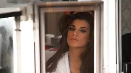 Backstage Elisabetta Canalis pentru Roberto Cavalli Underwear