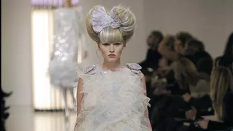 Lara Stone se marita