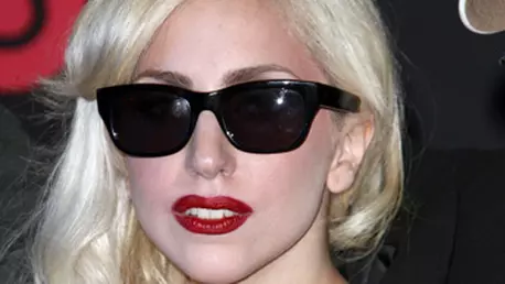 Lady Gaga featuring Beyonce