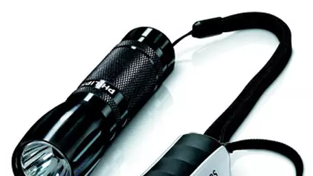 Lanternele Philips: intensitate optima a luminii si durata lunga de viata