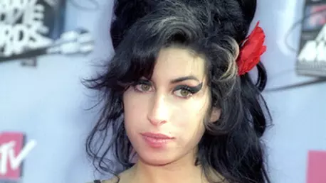 Amy Winehouse are probleme cu sanii