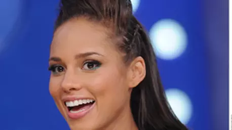 Alicia Keys asteapta un copil