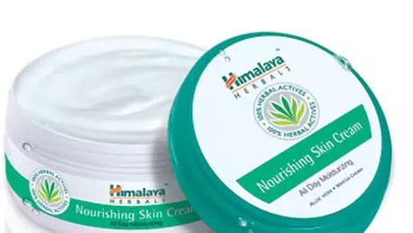 Crema hidratanta Himalaya Herbals cu aloe vera