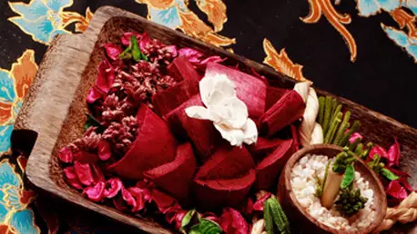 Incantare cu iasomie si miere la Eden Spa