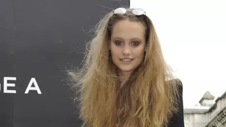 Models own clothes Londra