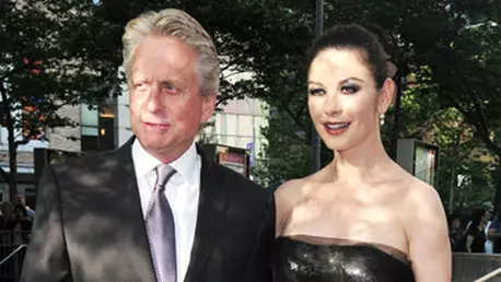 Catherine Zeta Jones intristata de starea sotul sau