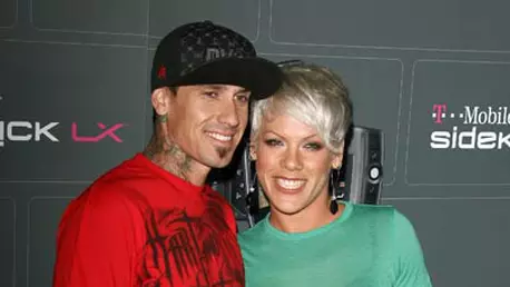 Pink este insarcinata