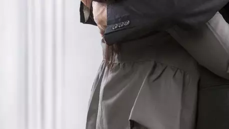 Inselata si (sau) fericita?! (de Mihaela Radulescu)