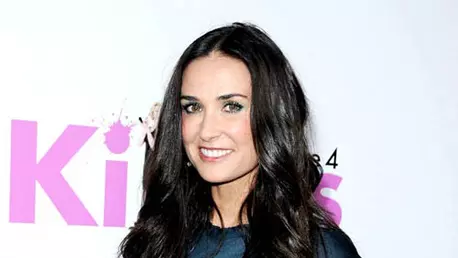 Demi Moore: „Sunt obsedata de look-ul meu!”