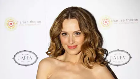 Modelul Petra Nemcova s-a logodit