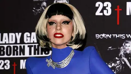 Lady Gaga se gandeste la operatii estetice