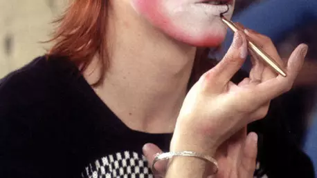 ELLE FENOMEN - Fashion, drugs & rock’n’roll