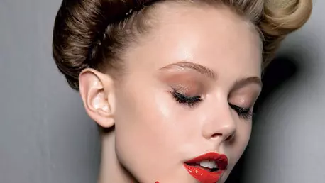 Tendinte beauty primavara vara: Retro Glam